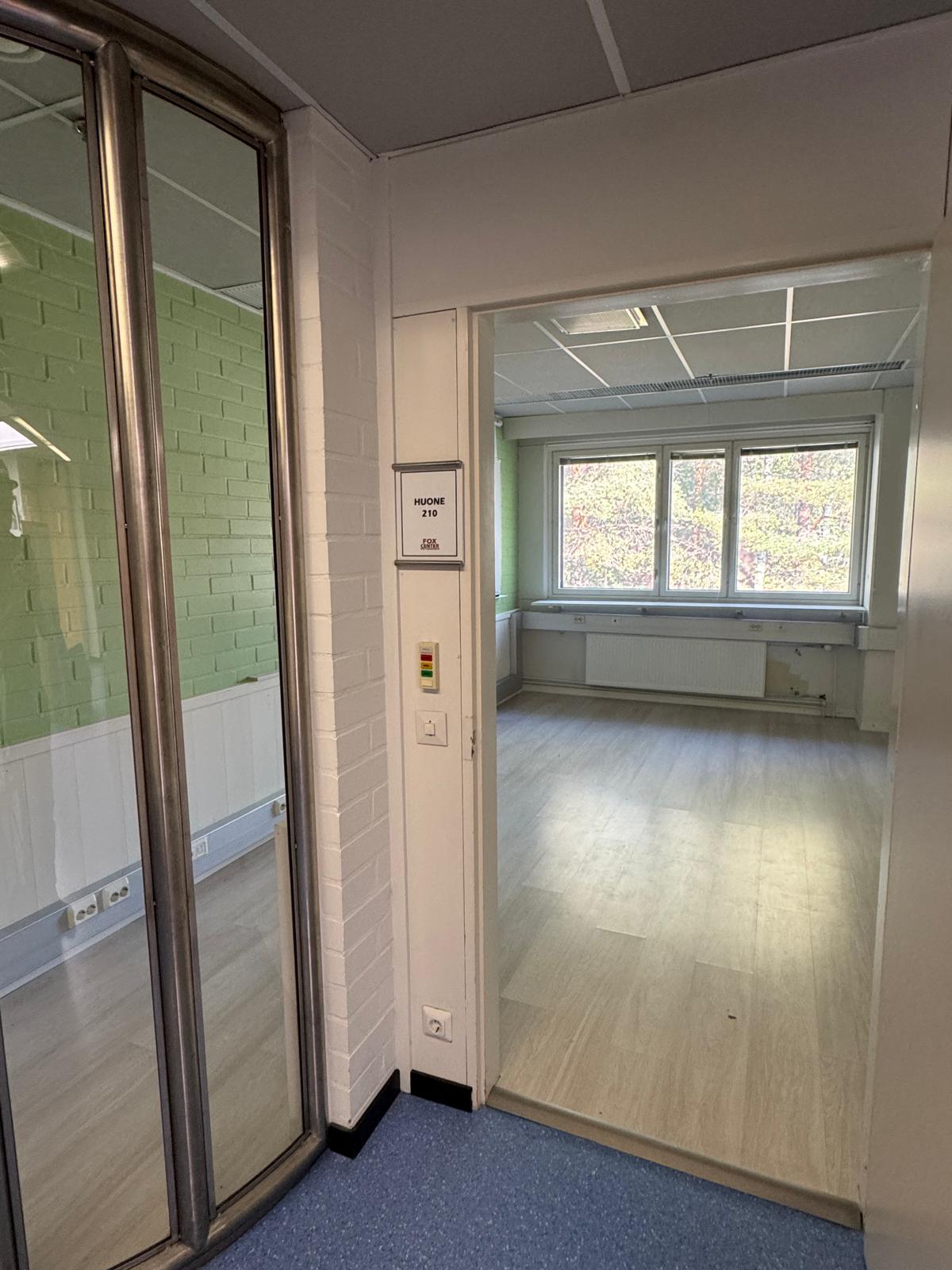 Varastohuone 210 Järvenpää, Fox Center, 19 m²